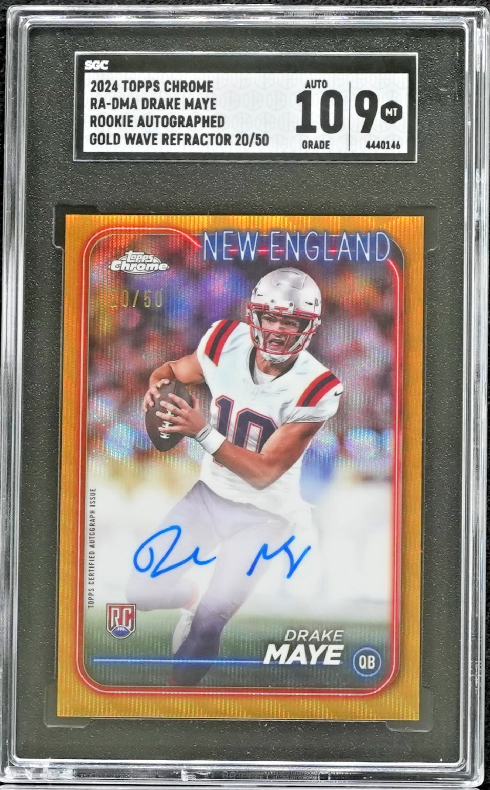 2024 Topps Chrome - Rookie Autographs Drake Maye #RA-DMA Gold Wave Refractor /50