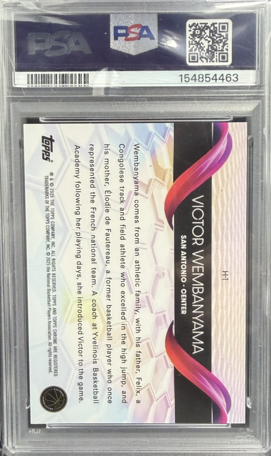 TOPPS CHROME VICTOR WEMBENYAMA HELIX PSA 10