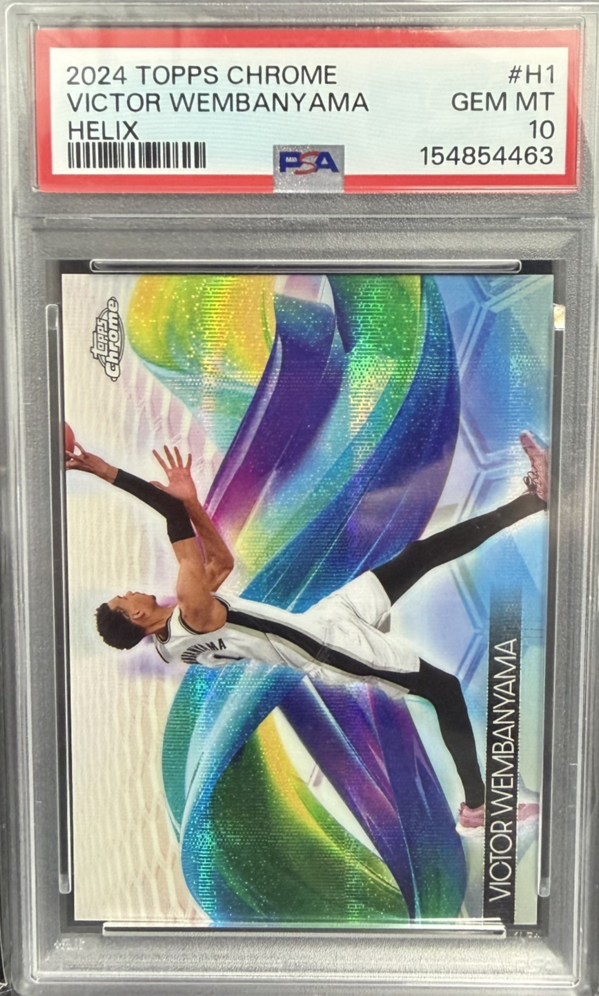 TOPPS CHROME VICTOR WEMBENYAMA HELIX PSA 10